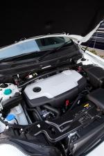 Volvo XC90 R-Design 2012 года (UK)